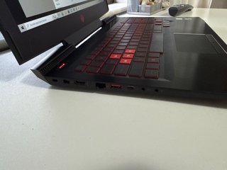 Omen HP Laptop 15-ce0xx Negro/Rojo