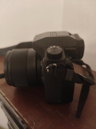 Panasonic Lumix DMC G7 + Obiettivo 25mm