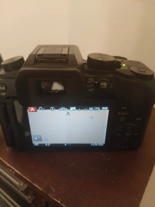 Panasonic Lumix DMC G7 + Obiettivo 25mm