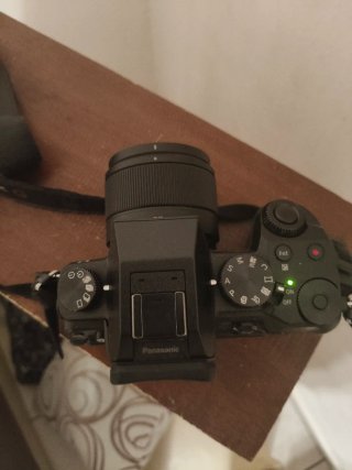 Panasonic Lumix DMC G7 + Obiettivo 25mm