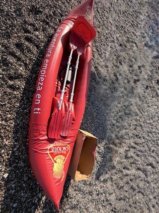 Kayak inflable rojo