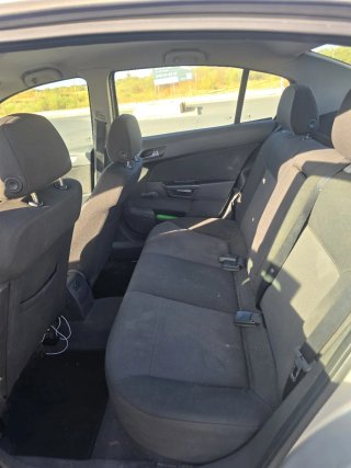 Opel Astra 2008