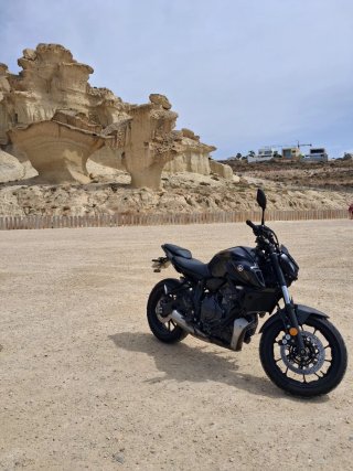 Yamaha MT-07 Negra