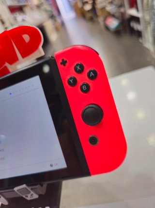 Nintendo Switch V2 Roja/Azul