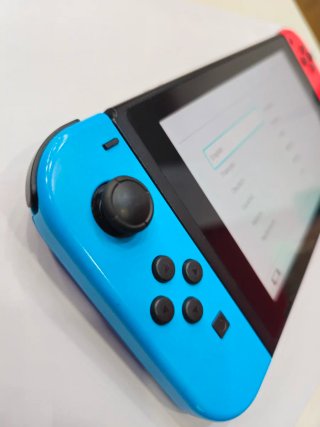 Nintendo Switch V2 Roja/Azul