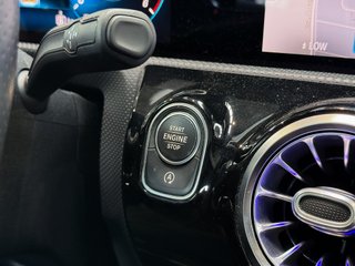 MERCEDES-BENZ A180 D AMG LINE AUTO 116CV 5P