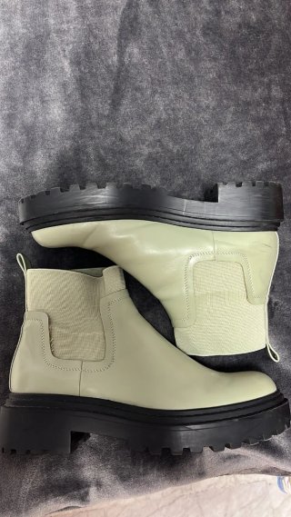 Botines Stradivarius Verde Talla 40