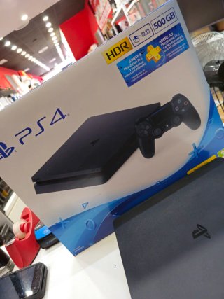 PS4 Slim 500GB con Mando Sony y Caja