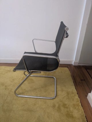 Silla de oficina tipo chester malla