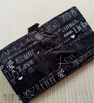 Lote Mary Kay: Espejos, Neceser y Bolso