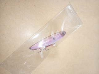 Señuelo de pesca rosa