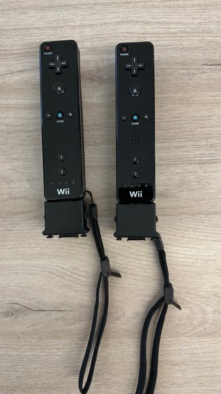 Nintendo Wii Negra + Wii Sports + Resort Pak
