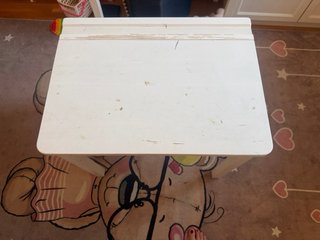 Scrivania per bambini in legno bianco