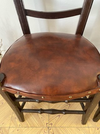 Lote 2 Sillas Antiguas Madera Cuero