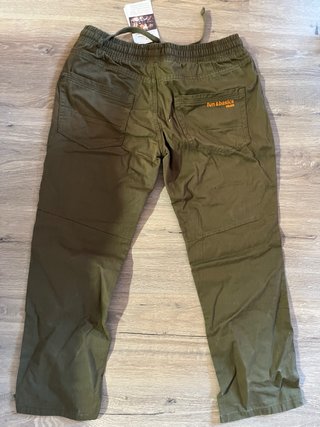 Pantalón largo cargo verde oliva ( Con etiqueta)