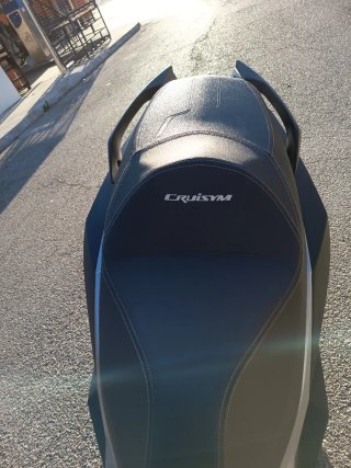 SYM Cruisym 125cc Scooter Negro/Plata