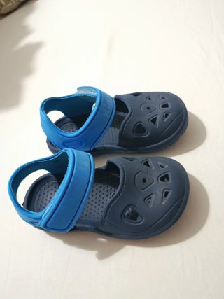 Sandalias cangrejeras talla 25