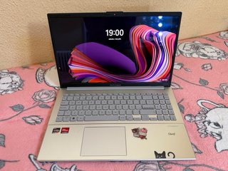 ASUS Vivobook Ordenador Portátil