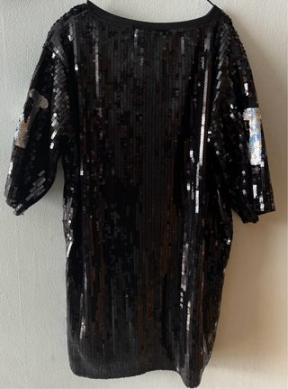Vestido corto lentejuelas negro y rojo