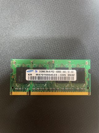 1 x Samsung 512MB PC2-4200S DDR2 RAM