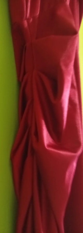 Vestido fiesta rojo satinado
