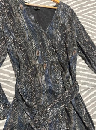 Vestido Massimo Dutti estampado serpiente T42