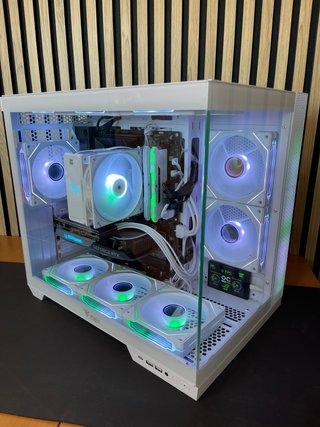 PC Gaming Ryzen 9 RTX 4070 Blanco 32 GB RAM 3200
