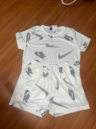 Conjunto Nike Mujer XXL Gris y Blanco