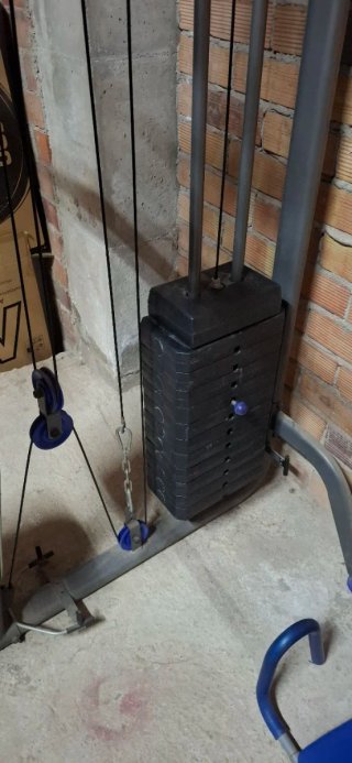 Máquina multifunción gimnasio