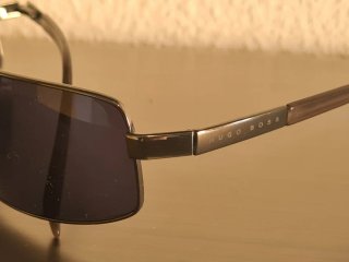 Gafas de sol Hugo Boss con su estuche original