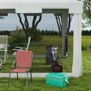Carpa blanca y transparente