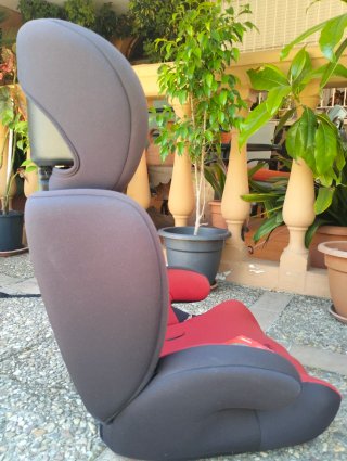 Silla coche Vivitta roja y negra