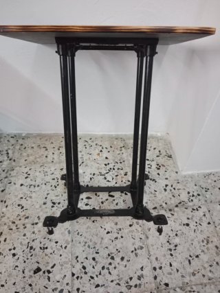 Mesa auxiliar madera y metal