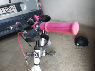 Bicicleta infantil blanca