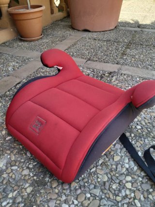 Elevador coche niños Baby Auto rojo y negro