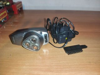 Philips Philishave HP1304 antigua con cargador