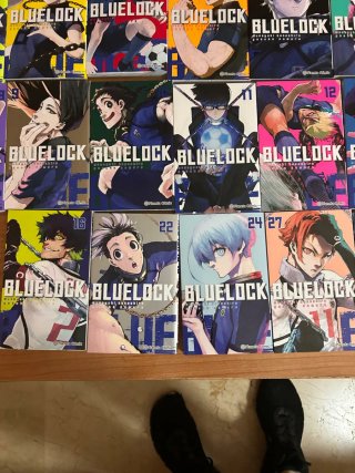 19 Tomos Blue Lock