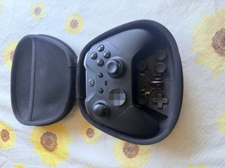 Xbox Series X + Mando Elite 2 Negro