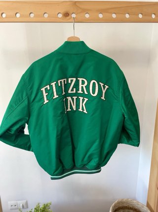 Cazadora bomber Zara hombre verde