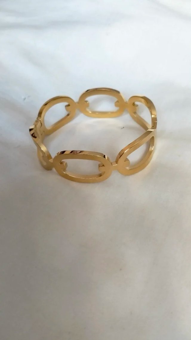 Pulsera Dorada de Eslabones Grandes | Elegancia