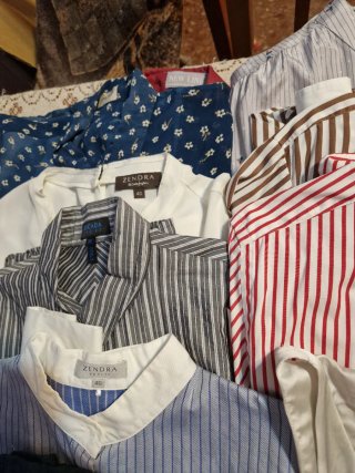 Lote 16 Camisas y Blusas Talla M