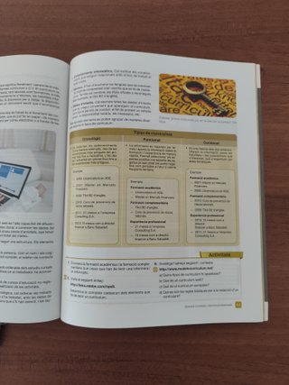 Economía 4o ESO Edebé Trimestral Completo