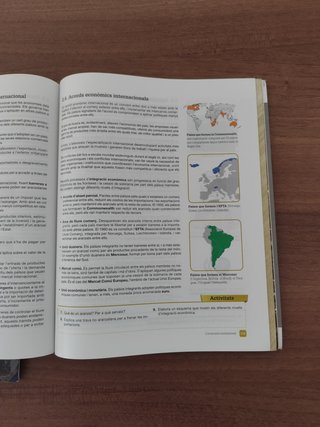 Economía 4o ESO Edebé Trimestral Completo