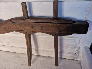 Yugo de madera antiguo