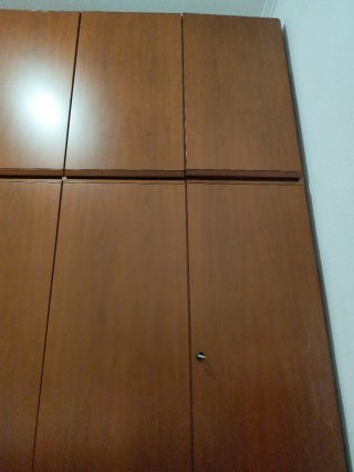 Armario empotrado de madera