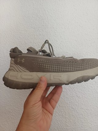 Zapatillas Under Armour Marrón/Gris