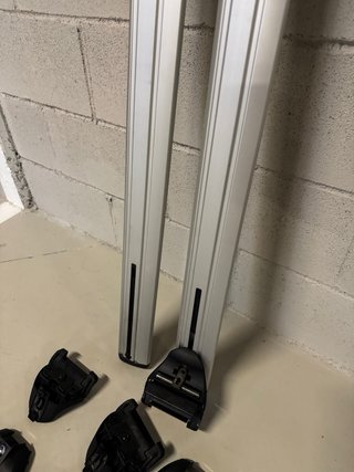 Thule WingBar Evo 135 + pies Audi Q3 llave