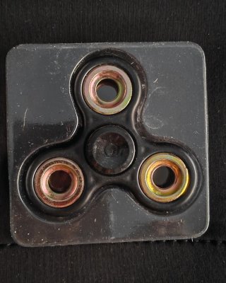 Spinner Amarillo con Rodamientos Metálicos