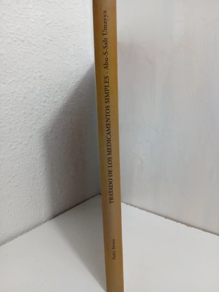 Libro,Tratado de los medicamentos simples