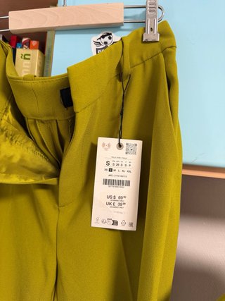Traje Zara Verde Oliva